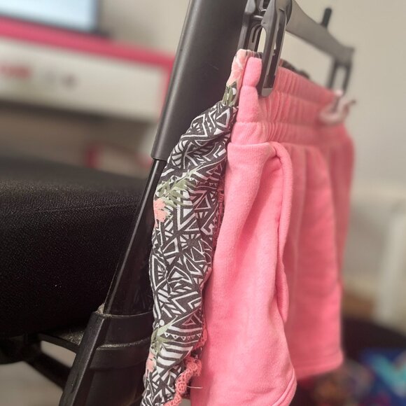 Shorts - Picture 7 of 8